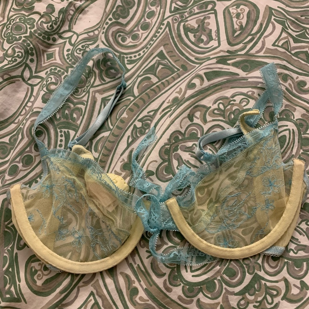 Victoria secret bra